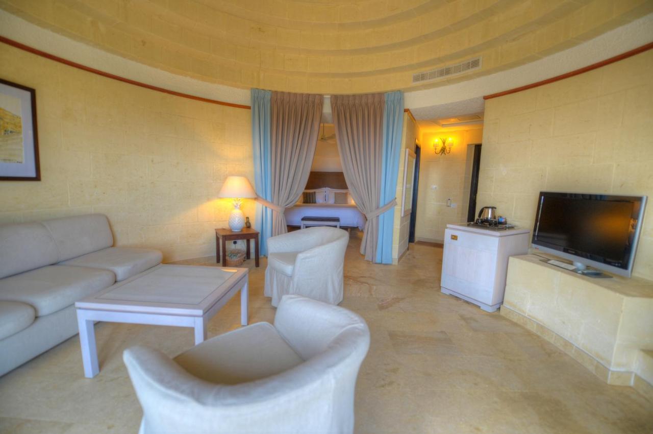 Hotel Ta' Cenc & Spa Sannat Εξωτερικό φωτογραφία Suite at the hotel