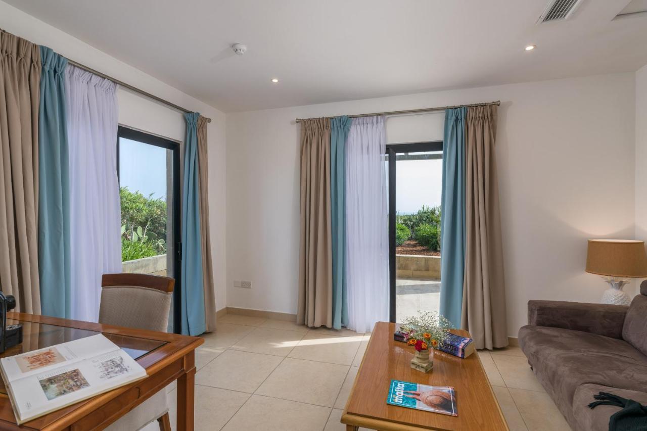 Hotel Ta' Cenc & Spa Sannat Εξωτερικό φωτογραφία A room at the hotel